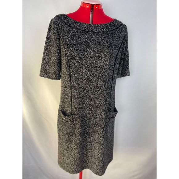 White House Black Market Dresses & Skirts - WHITE HOUSE BLACK MARKET Women’s business dress black white pockets Size L Large